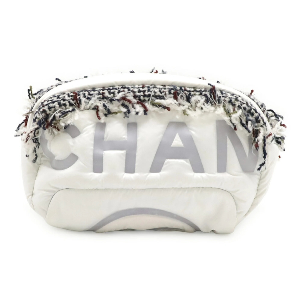 CHANEL White Pouch